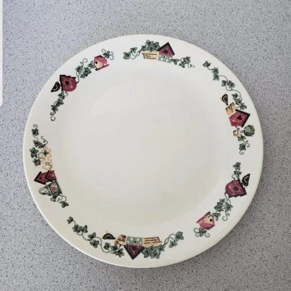Corelle Other - Corelle Corning Dinner Plate 10 1/4” Bird House
